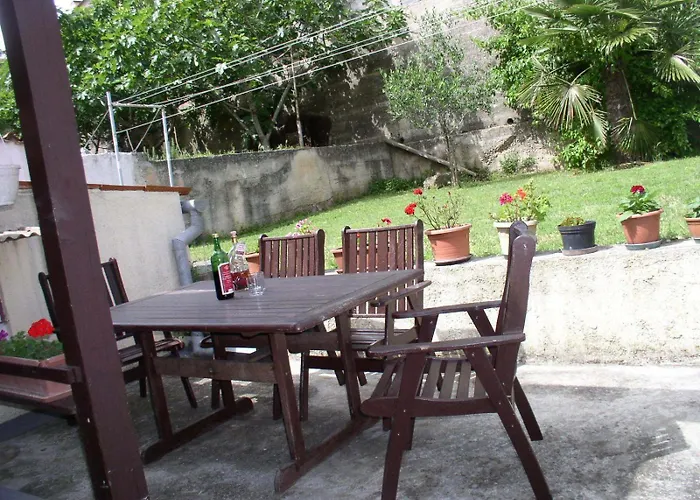 Natalija Гостевой дом Пула